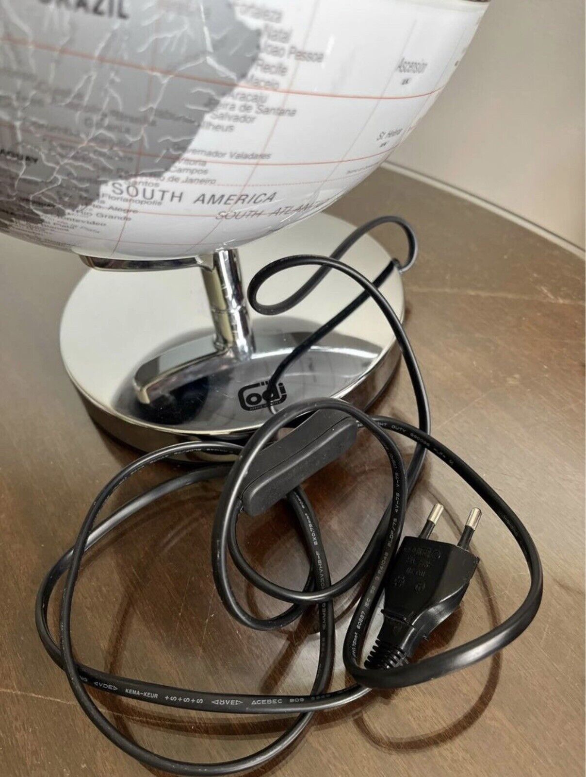 Office Identity WORLD GLOBE Table Desk Lamp 2 prong euro plug Add AU Adaptor