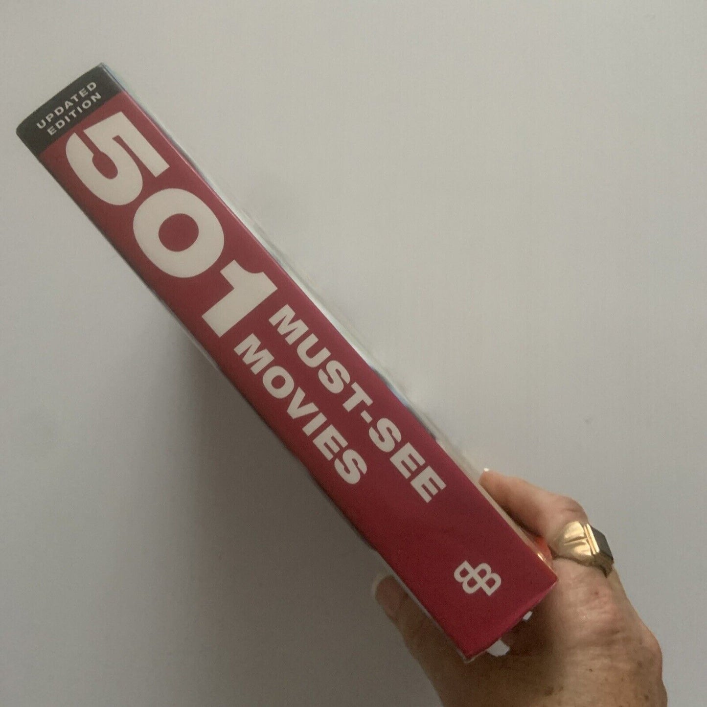 HC Book 501 Must See Movies Rob Hill DJ 2010 Audrey Hepburn Penelope Cruz