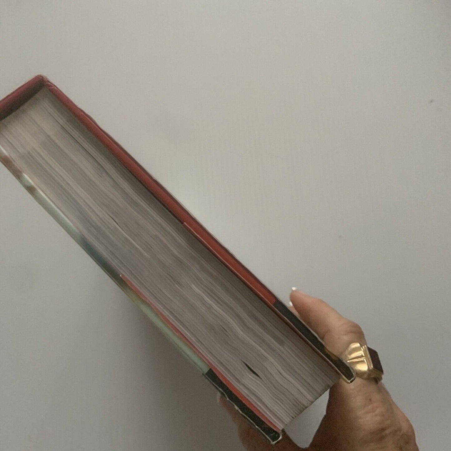 HC Book 501 Must See Movies Rob Hill DJ 2010 Audrey Hepburn Penelope Cruz