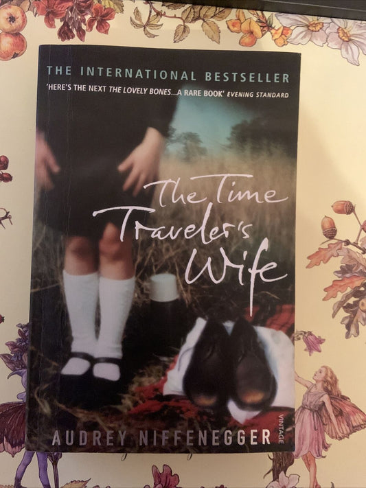 PB Book THE TIME TRAVELER'S WIFE by Audrey Niffenegger 2005 Romance Movie Novel