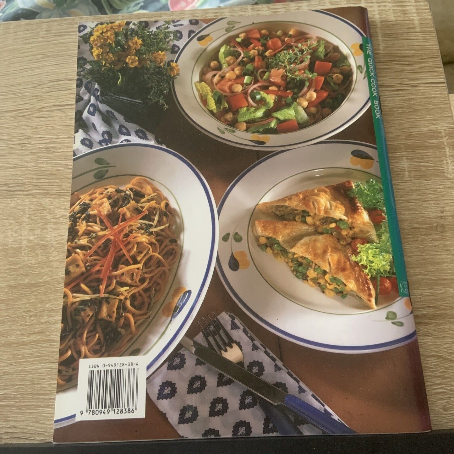 Cookbook QUICK-COOK BOOK Inc Pantry Check List AWW Home Library PB Bookazine