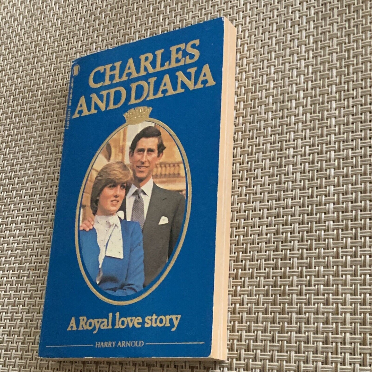 Charles & Diana A Royal Love Story 1981 Souvenir Cuttings Book Princess Of Wales