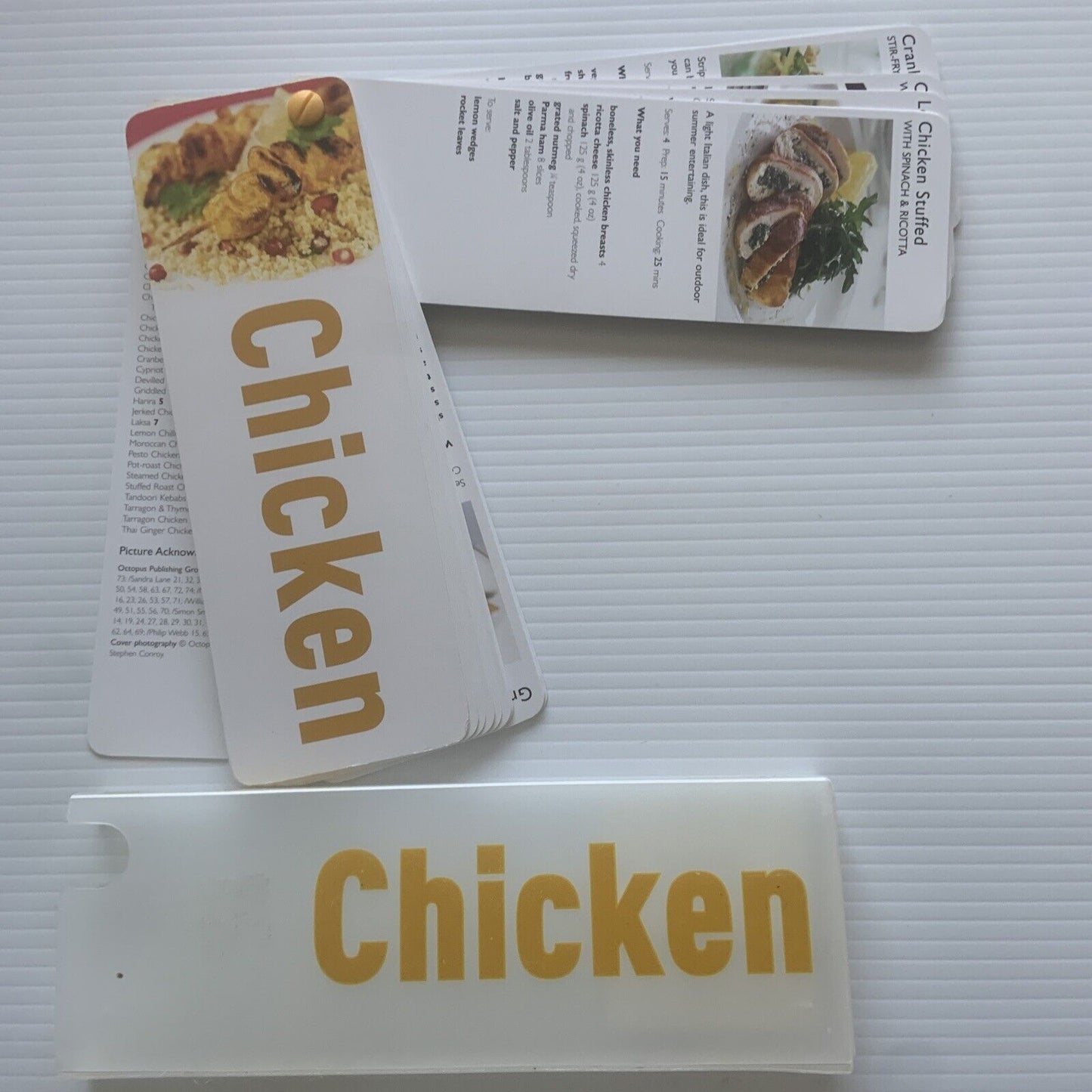 BookSmart Chicken by Hamlyn Recipes Fanned Cards Book Shopping List PVC Slipcase