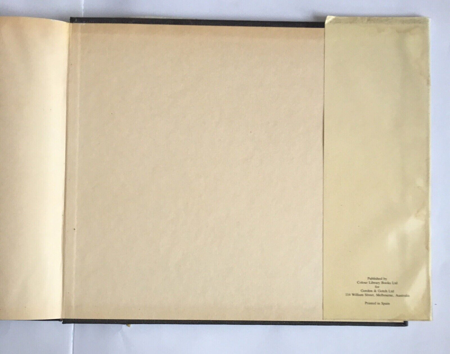 Victoria The Garden State Lyall Rowe Photography Illustrated Picturebook See Pic
