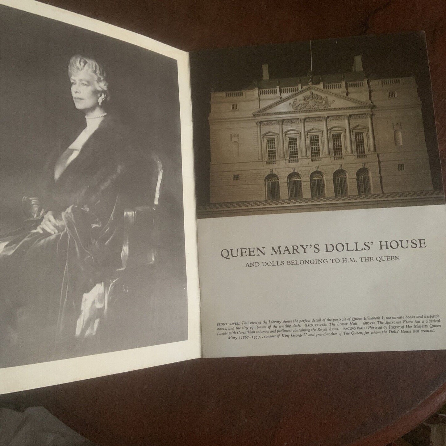 Vintage Queen Mary’s Doll House Illustrated Souvenir Booklet 1978 Pitkin UK