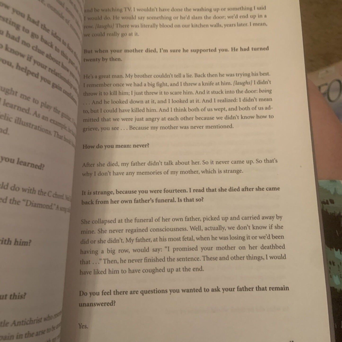 HC Book BONO ON BONO Conversations with Michka Assayas Biography U2 Music Photos