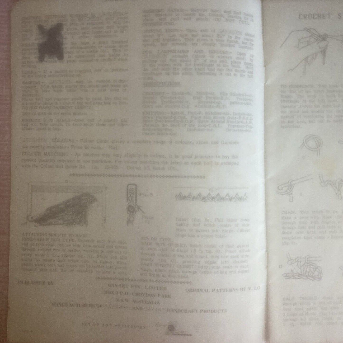 Vintage 1960s HANDBAGS with GAYSHEEN Instruction Book No 2 Crochet PB