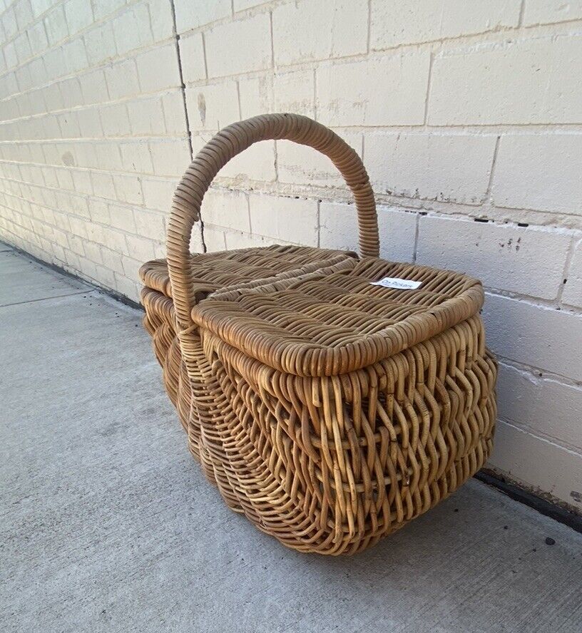 Vintage 52cm Bamboo Cane French Picnic Basket2 Hinged Lids  Display Storage E130