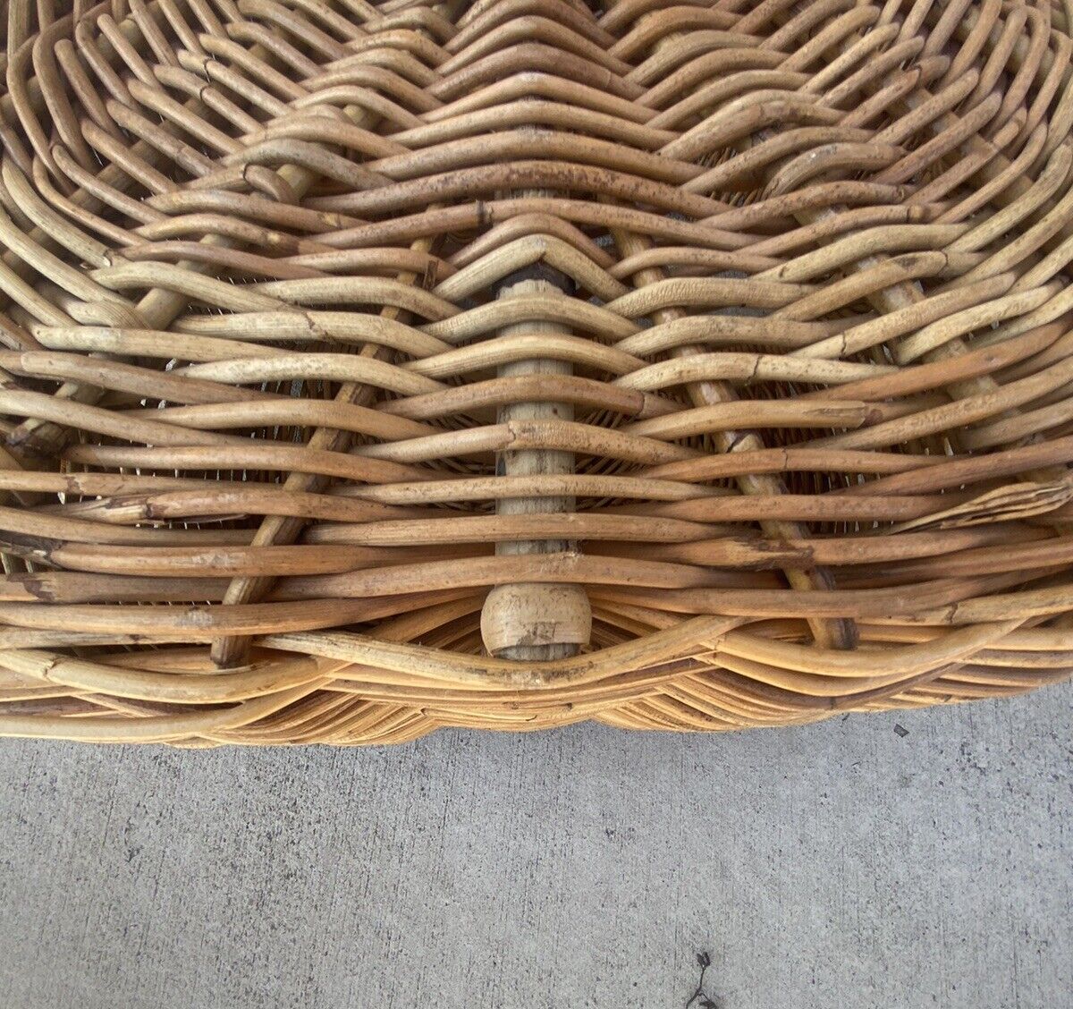 Vintage 52cm Bamboo Cane French Picnic Basket2 Hinged Lids  Display Storage E130