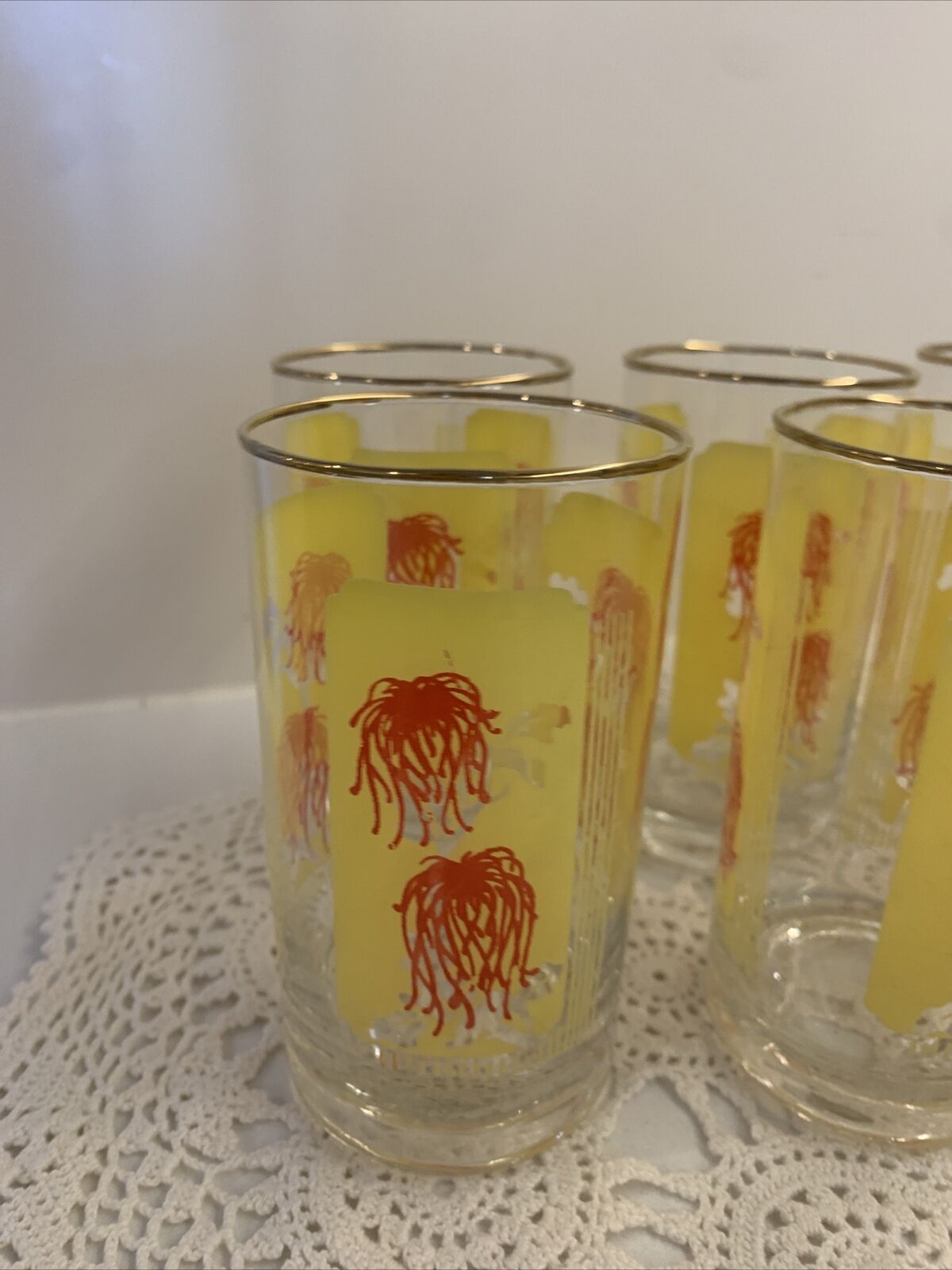 6 X Wine Juice Glasses MCM 11.5cm Tumblers Clear Raised Yellow Red Coral Print
