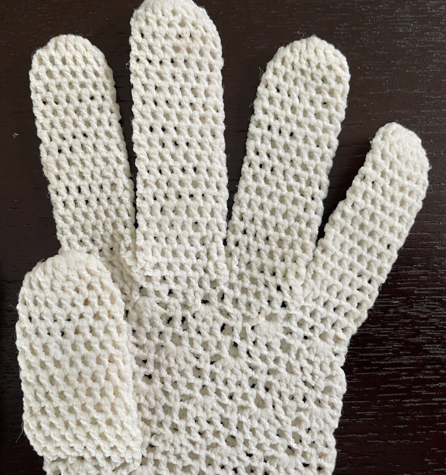 Vintage Crochet Gloves Girls Off White Communion Wedding Gloves Button Trim NEW