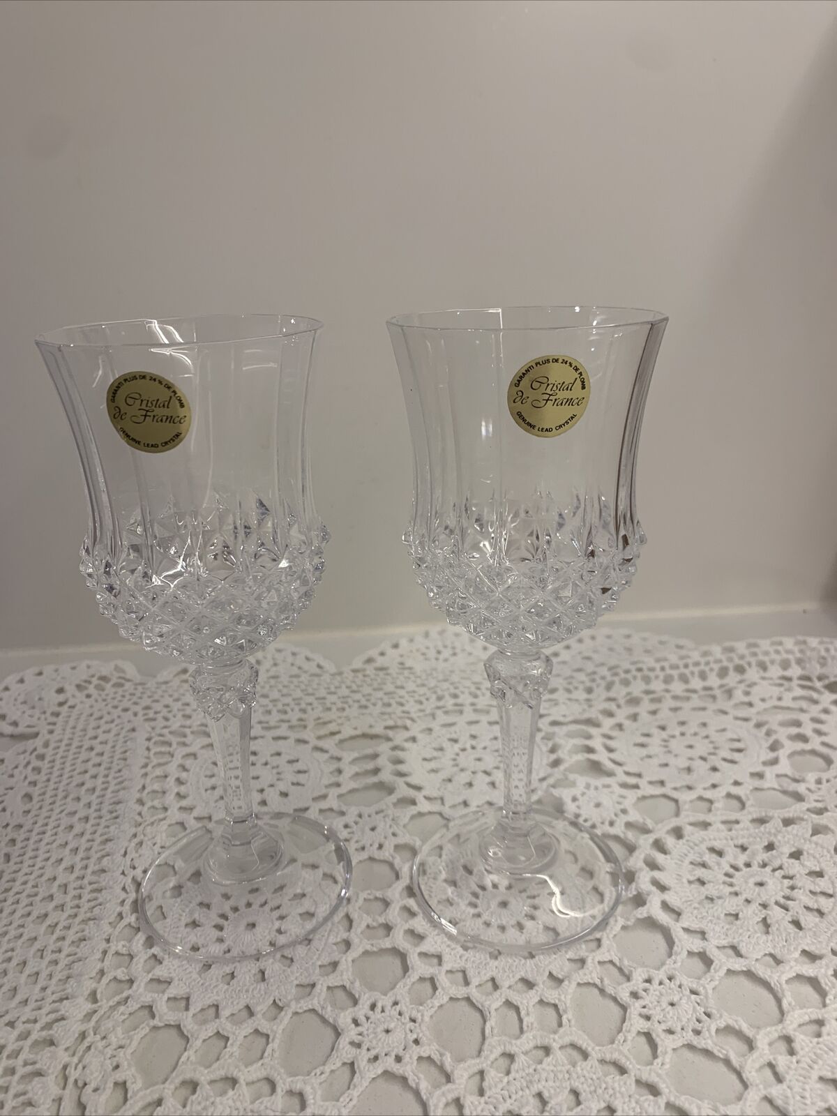2 x Cristal d’Arques Longchamp Crystal Wine Glasses 17cm High 150ml Pair NEW