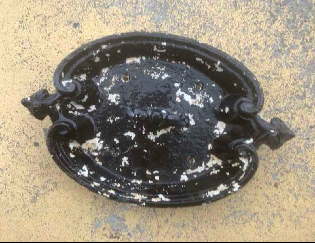 Antique black cast iron boot scraper ornamental provincial VICTORIANA federation