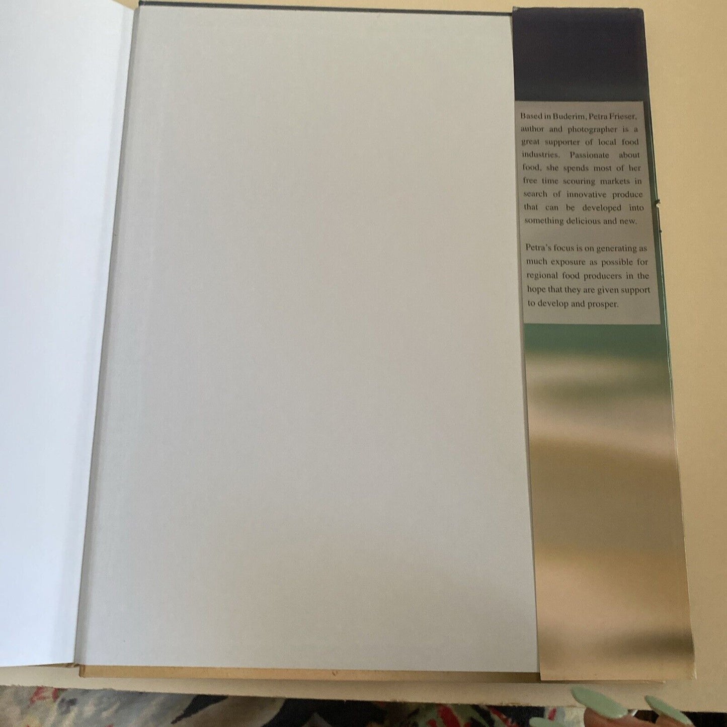 Cookbook A GOURMET ODYSSEY Noosa to Mooloolaba Petra Frieser LG HC 2005 Recipes