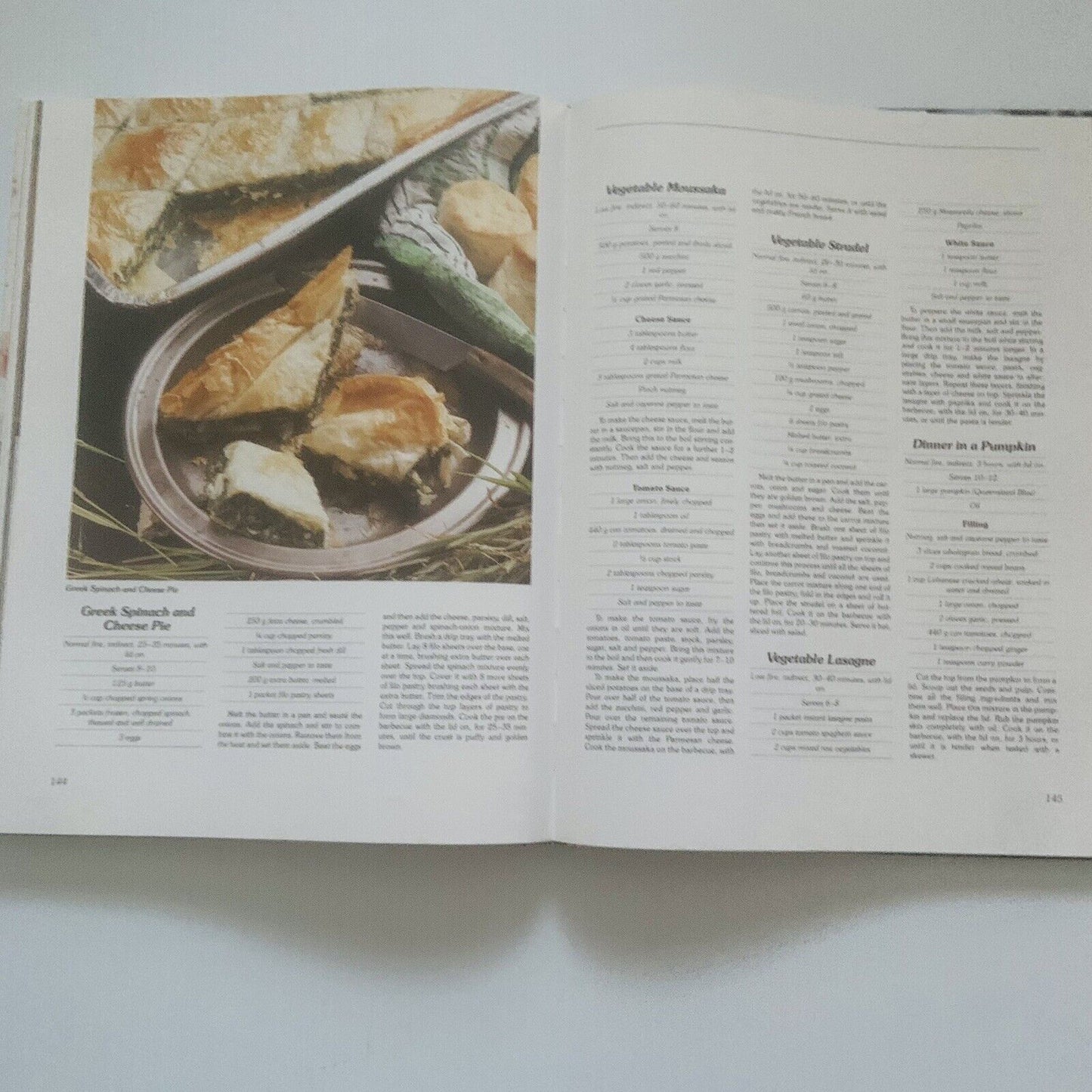 Cookbook 1994 WEBER The Complete Australian Barbecue Kettle BBQ HC Recipes 7th
