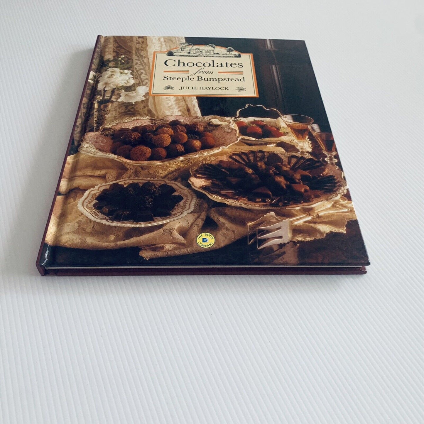 Cookbook CHOCOLATES from Steeple Bumpstead Julie Haylock HC Desserts Treats 1995