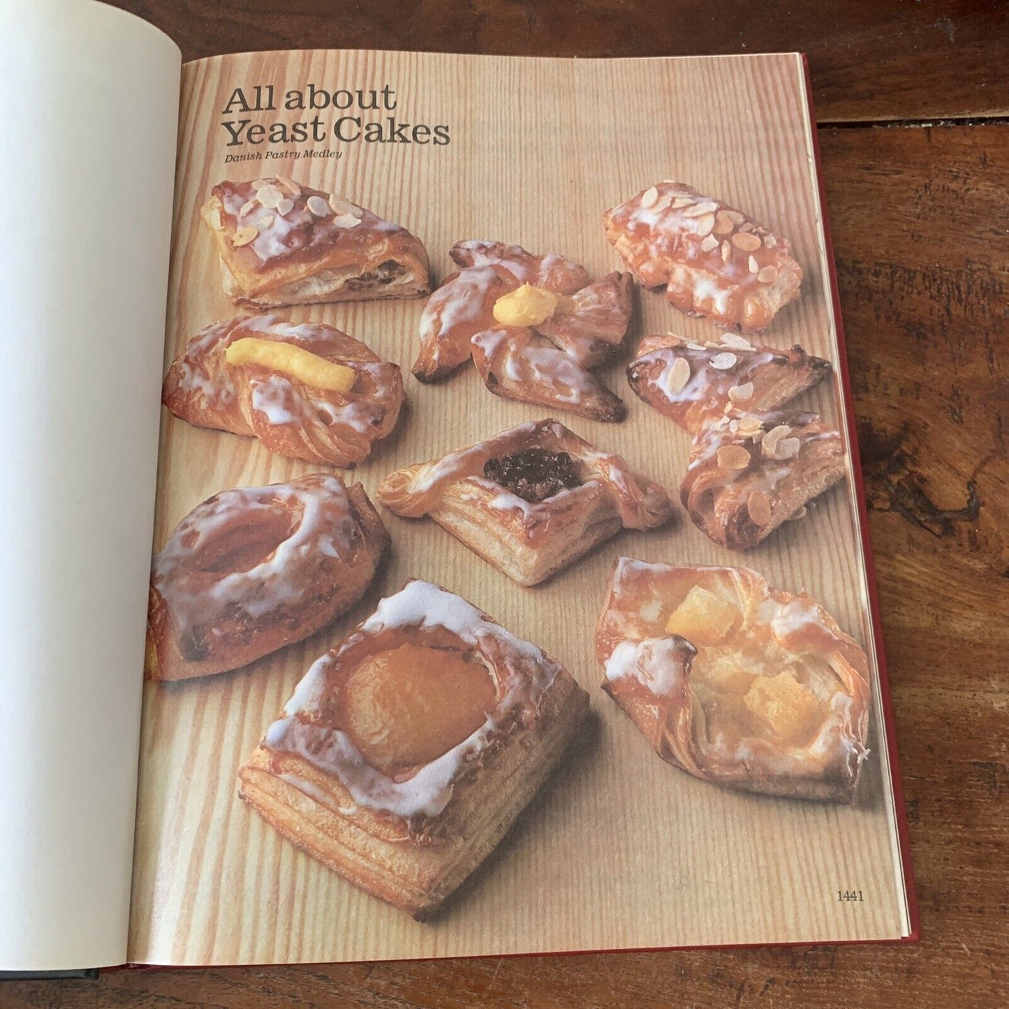 Cookbook Encyclopaedia of Creative Cookery Vol 16 Yeast Cookery Recipes HC 1980
