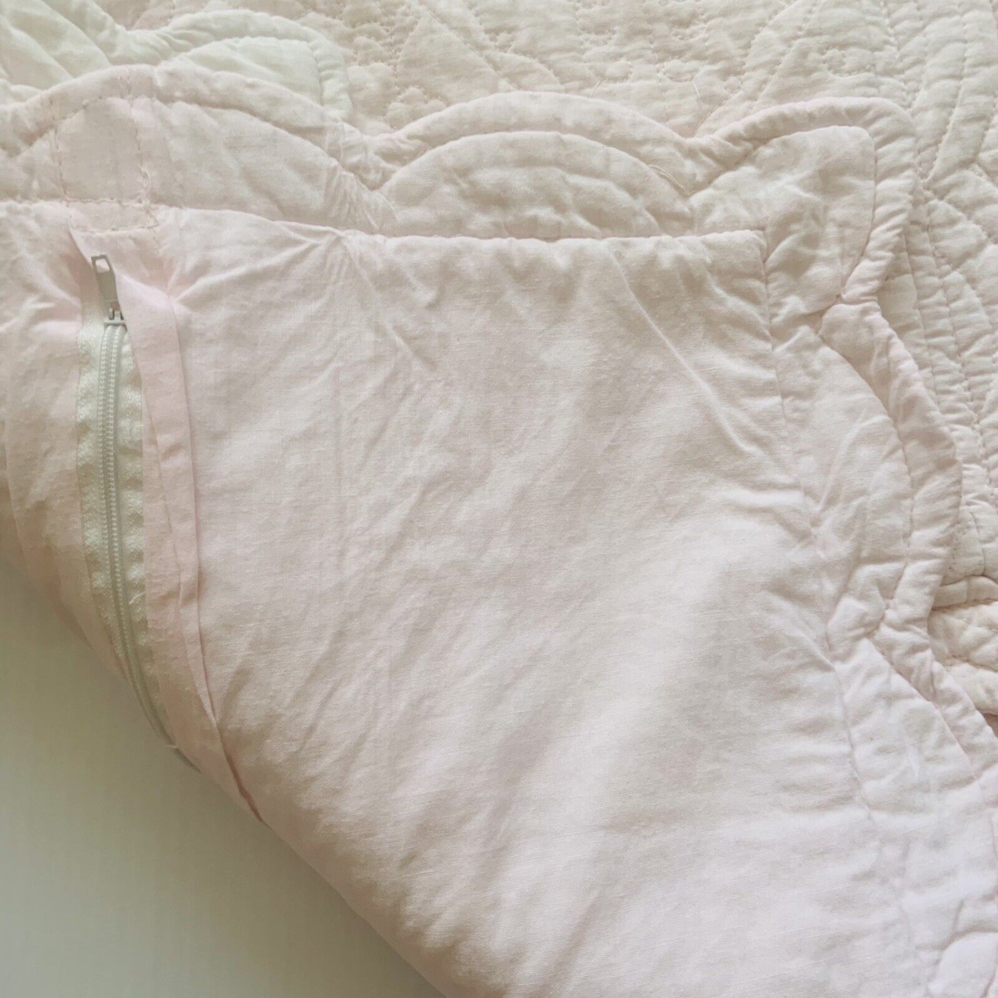 2 GEORGES Cotton Quilted Baby Pink 40cm Sq  Victorian Edging NEW
