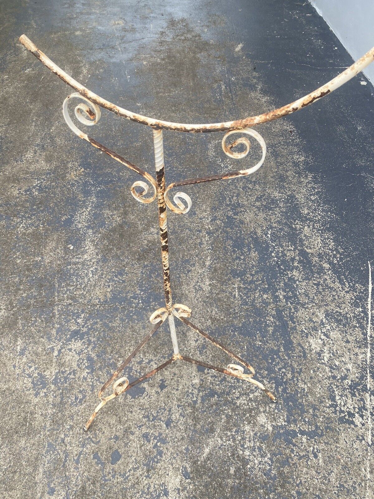 Rustic Bird Cage Stand Wrought Iron Hanging Plant H 139cm 55cm Top Round Ornate