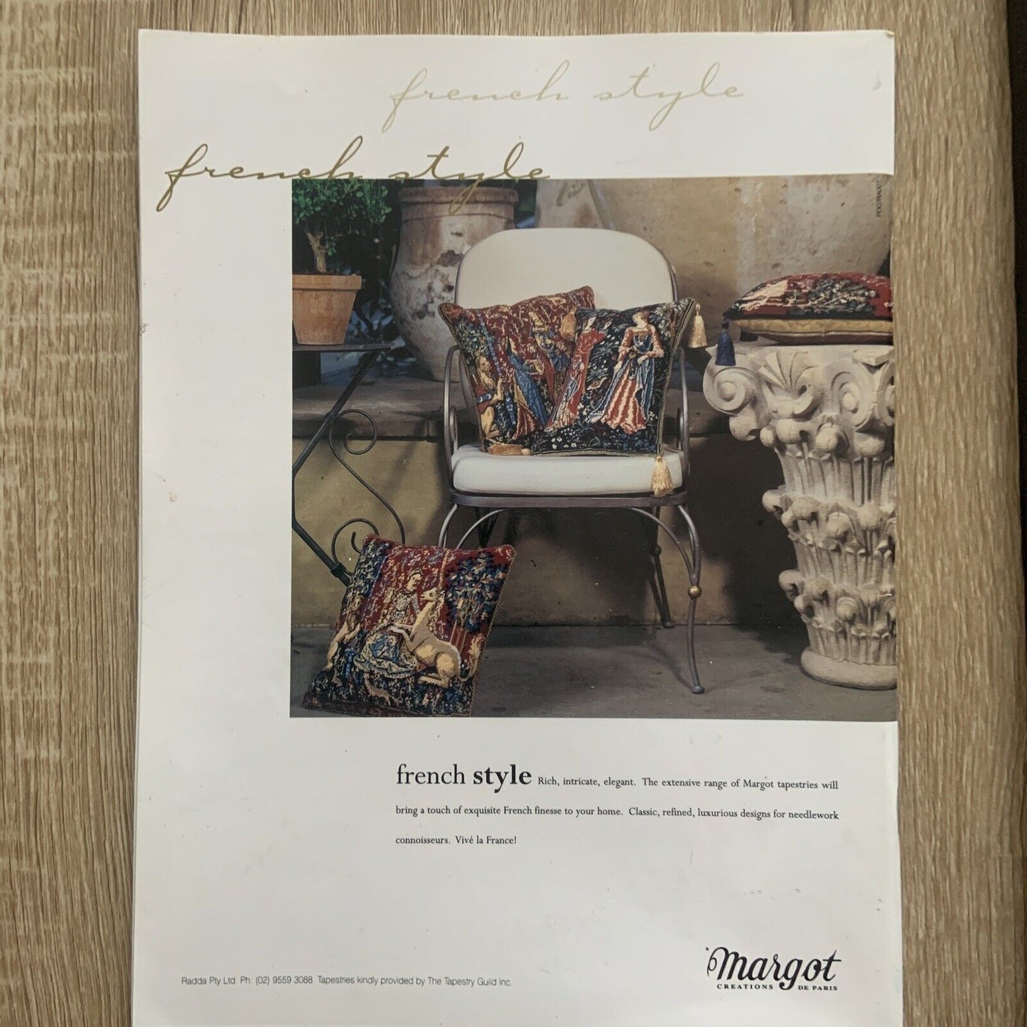 Magazine EMBROIDERY & CROSS STITCH Vol 8 No 8 Elegant Ribbon HAND CRAFT 98 Page