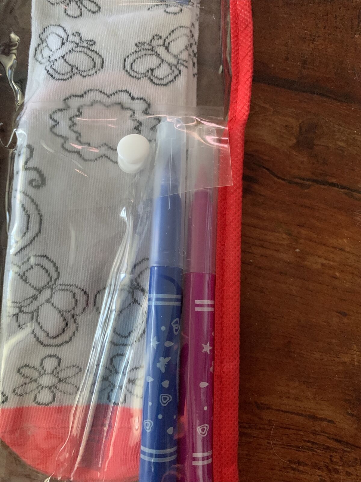 New 6 Pairs CRAFT N COLOUR SOCKS  Use Your Own Markers bulk Lot RRP $19.99 Set