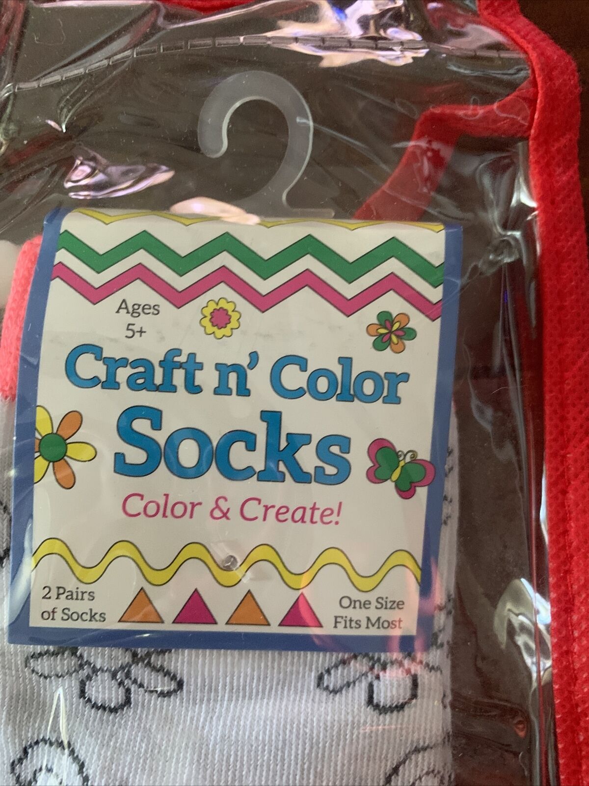 New 6 Pairs CRAFT N COLOUR SOCKS  Use Your Own Markers bulk Lot RRP $19.99 Set
