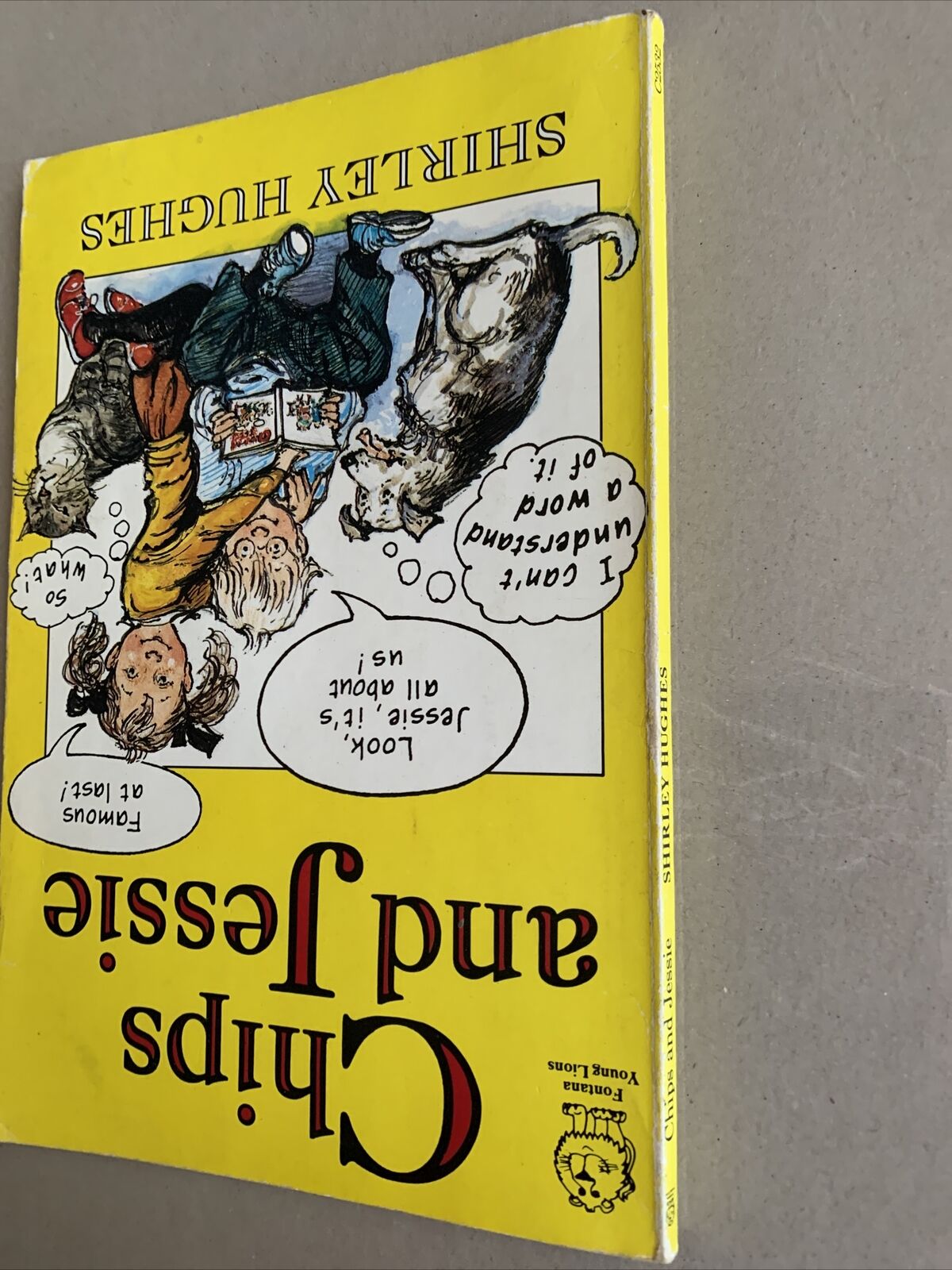 Comic Book CHIPS AND JESSIE By Shirley Hughes 1987 Fontana Young Lions