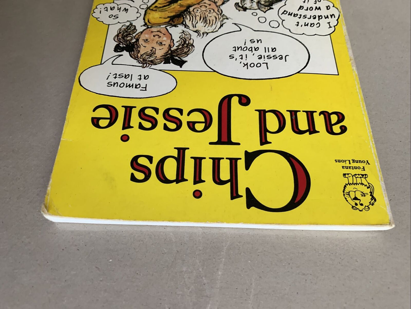 Comic Book CHIPS AND JESSIE By Shirley Hughes 1987 Fontana Young Lions