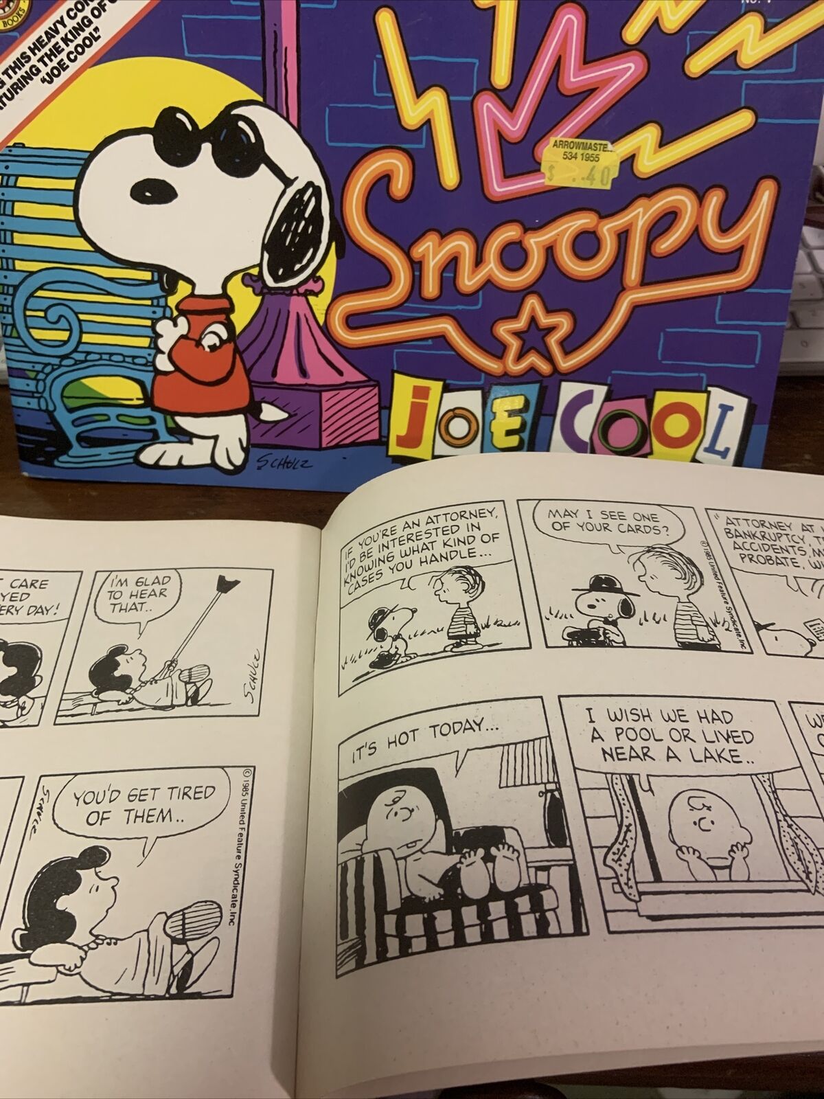 SNOOPY it’s a Dog’s Life & More Charles Schulz Comic Strip PB LOT 5 Book Bundle