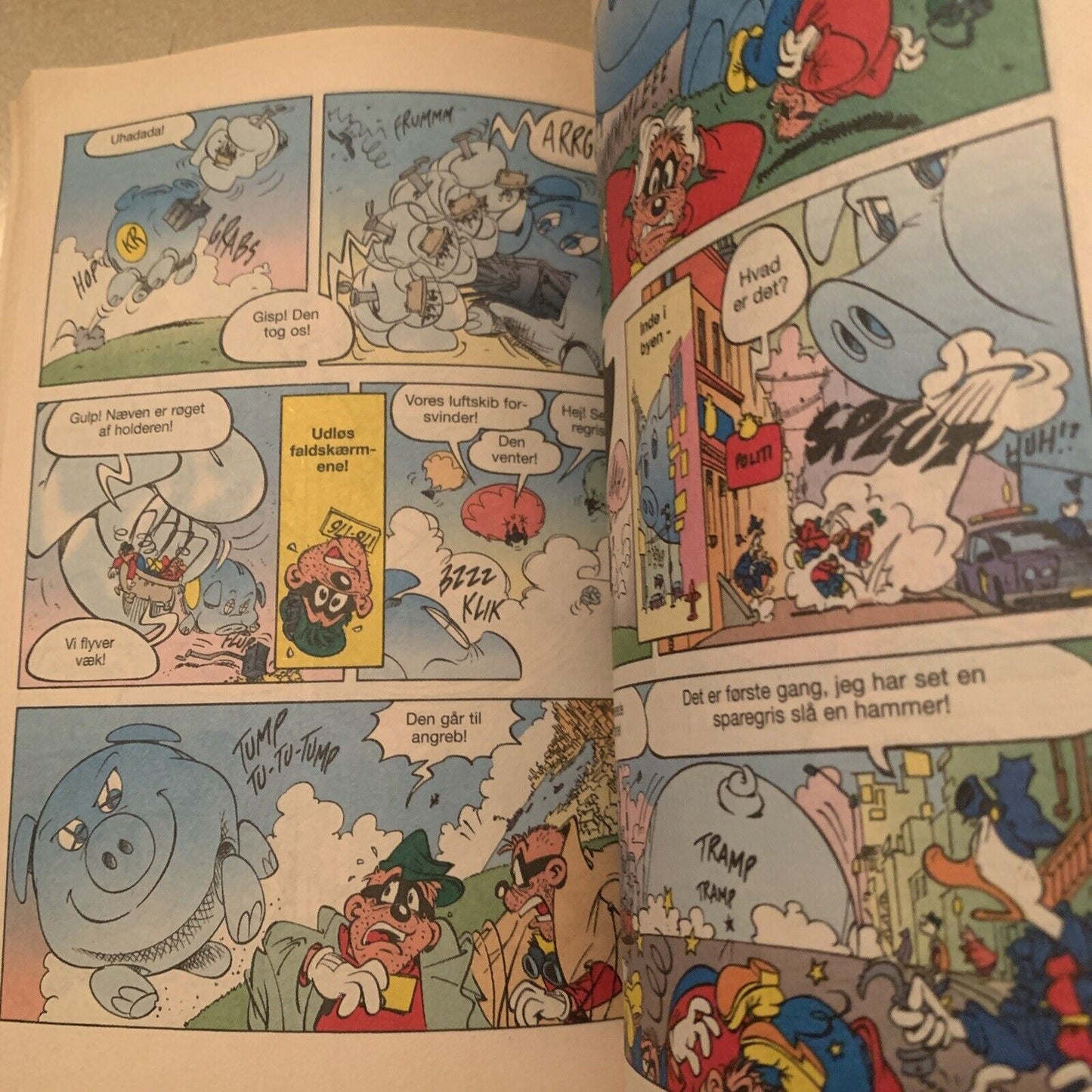 Walt Disney’s  Danish Comic Jumbobog Nr. 272 Panik På Paradisæblevej Donald Duck