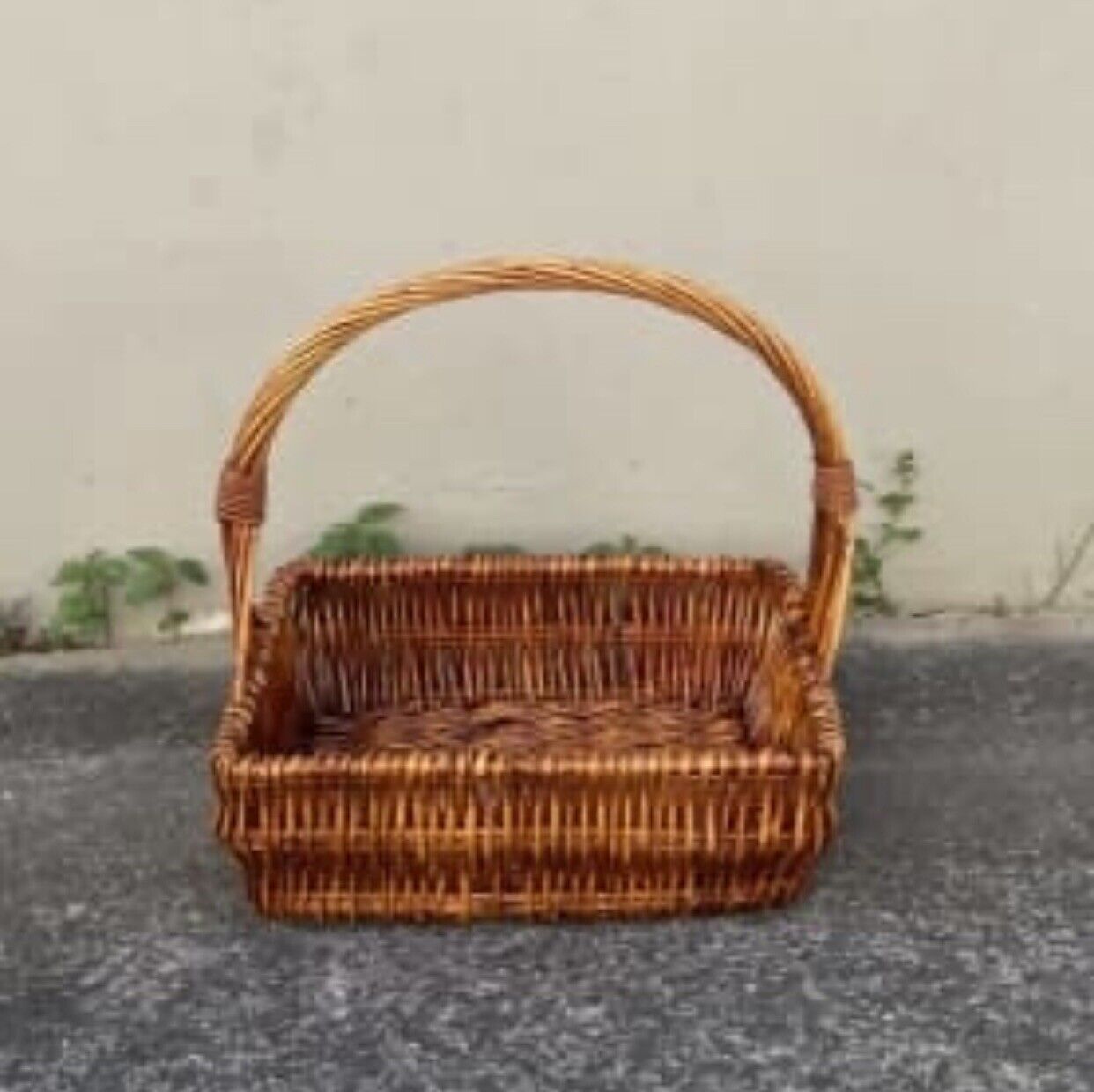 42cm Picnic Basket Brown Bamboo Cane Bread Market Gift Hamper Flowers Toys AE94
