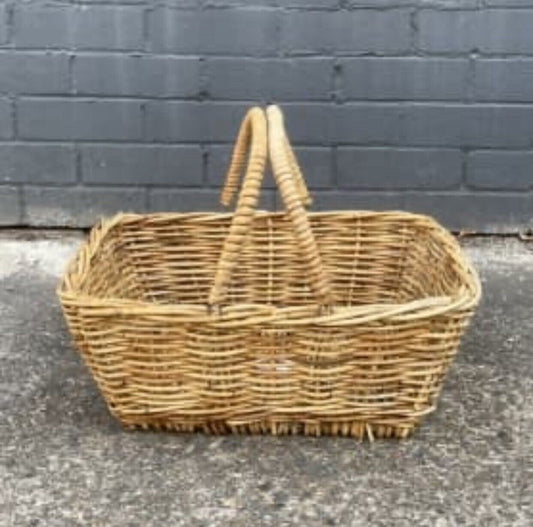 Picnic Basket 47cm Bamboo Cane Market Gift Handles Flowers Beach Trug AE97