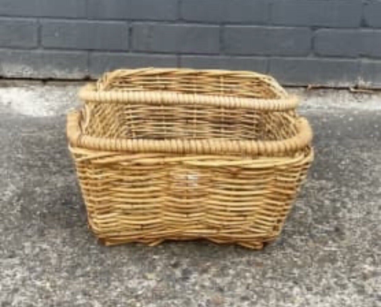 Picnic Basket 47cm Bamboo Cane Market Gift Handles Flowers Beach Trug AE97