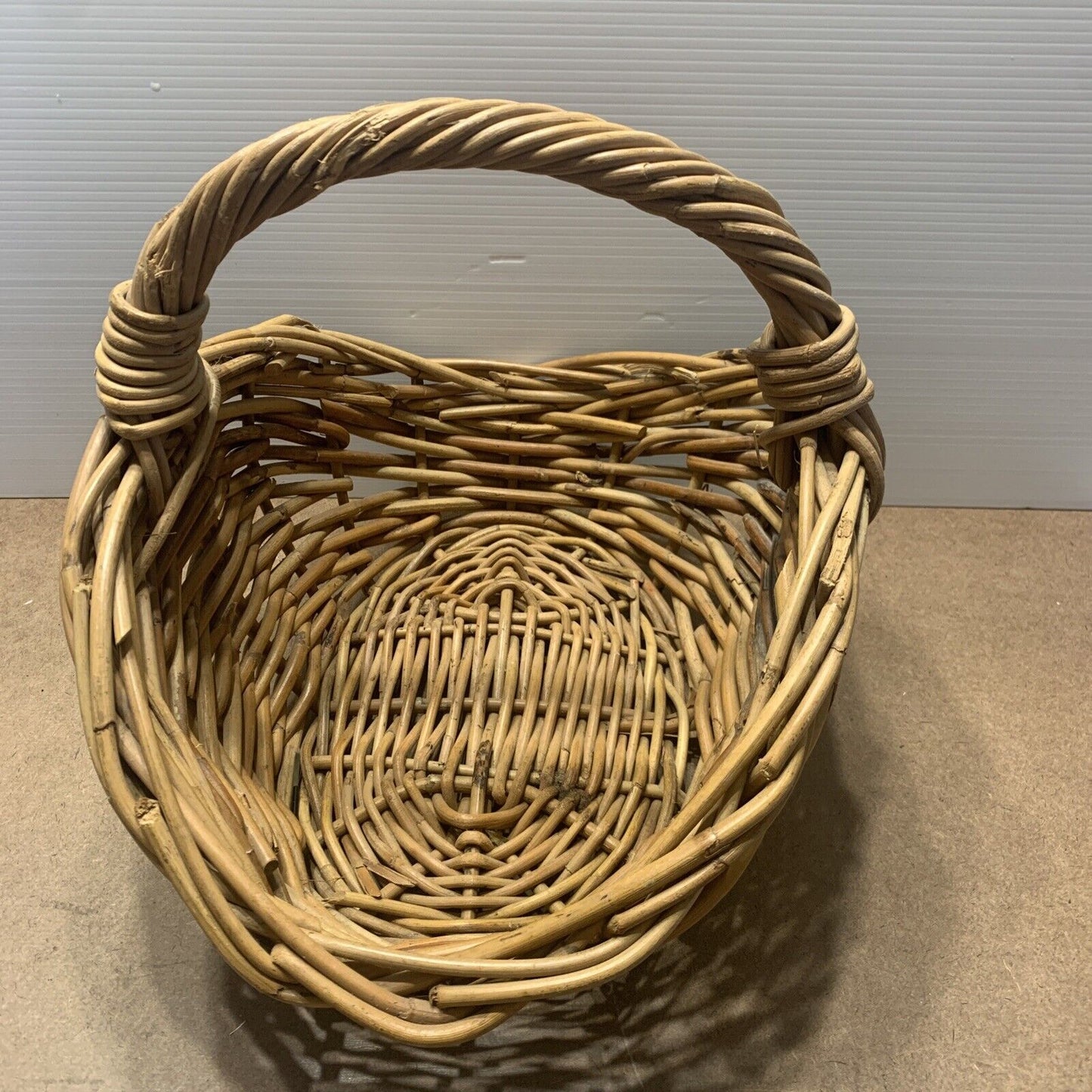 Vintage Picnic Basket  36cm Thick Cane Market Trug Gift Basket Flowers Handle