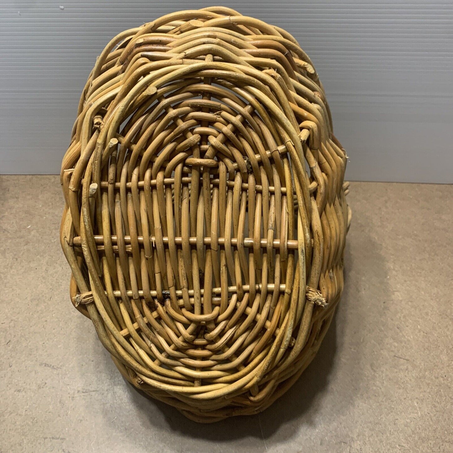 Vintage Picnic Basket  36cm Thick Cane Market Trug Gift Basket Flowers Handle