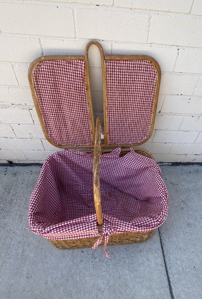 Picnic Basket 1980’s 48cm Split Cane French Red Check Liner Display Storage E128