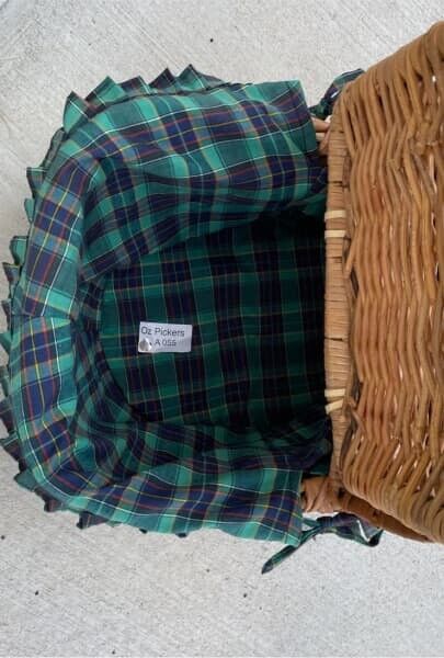 Vintage Picnic Basket 50cm BAMBOO CANE HAMPER FRENCH Green TARTAN LINER AE55