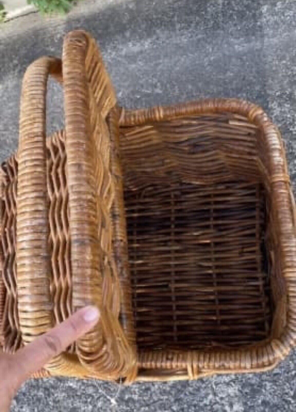 Vintage Picnic Basket 44cm Cane Market Flowers Beach Toys Display AE96 Heavy