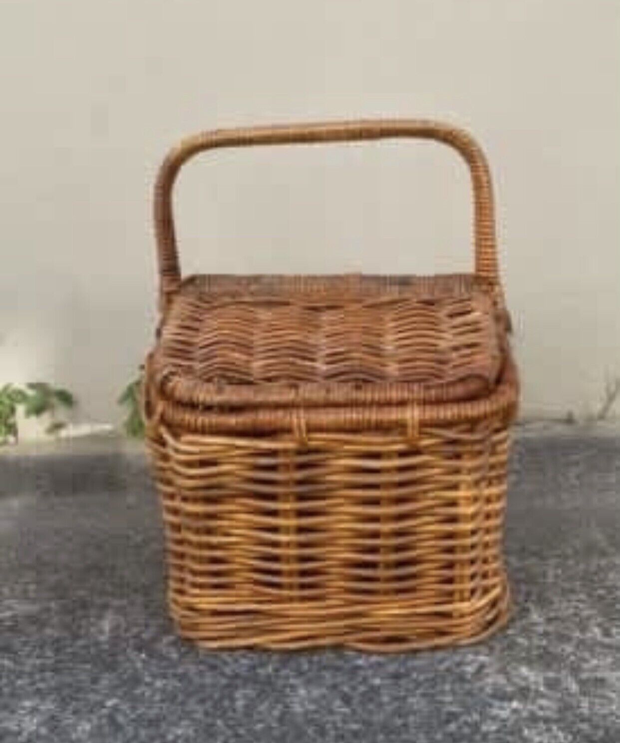 Vintage Picnic Basket 44cm Cane Market Flowers Beach Toys Display AE96 Heavy