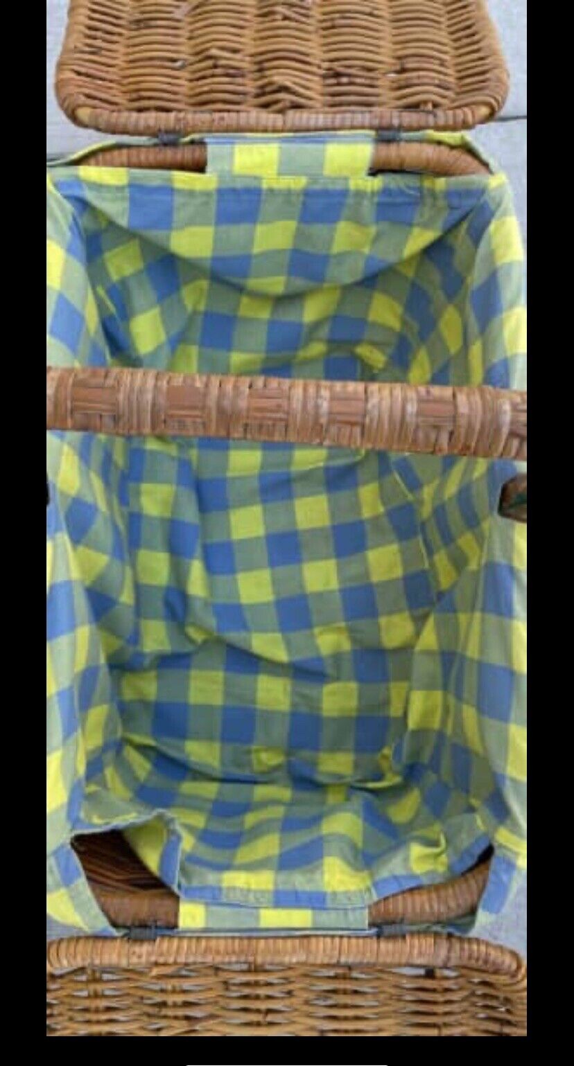Vintage Picnic Basket 54cm BAMBOO CANE HAMPER French check Fabric liner AE48