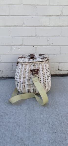 Picnic Basket White Wash Cane Saddle Bag Style 2 Person Hamper Shoulder Bag AE56