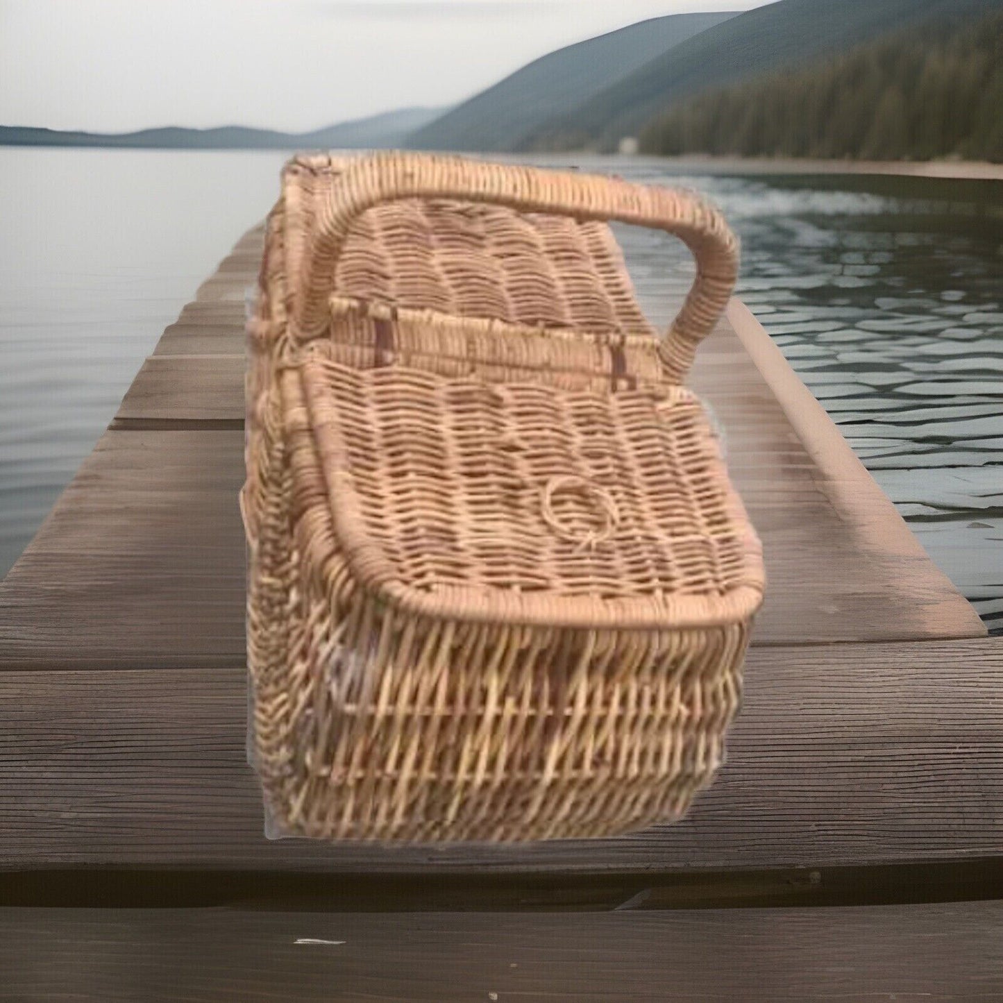 Vintage Picnic Basket HAMPER 60cm BAMBOO CANE FRENCH ENGLISH Style Storage DE