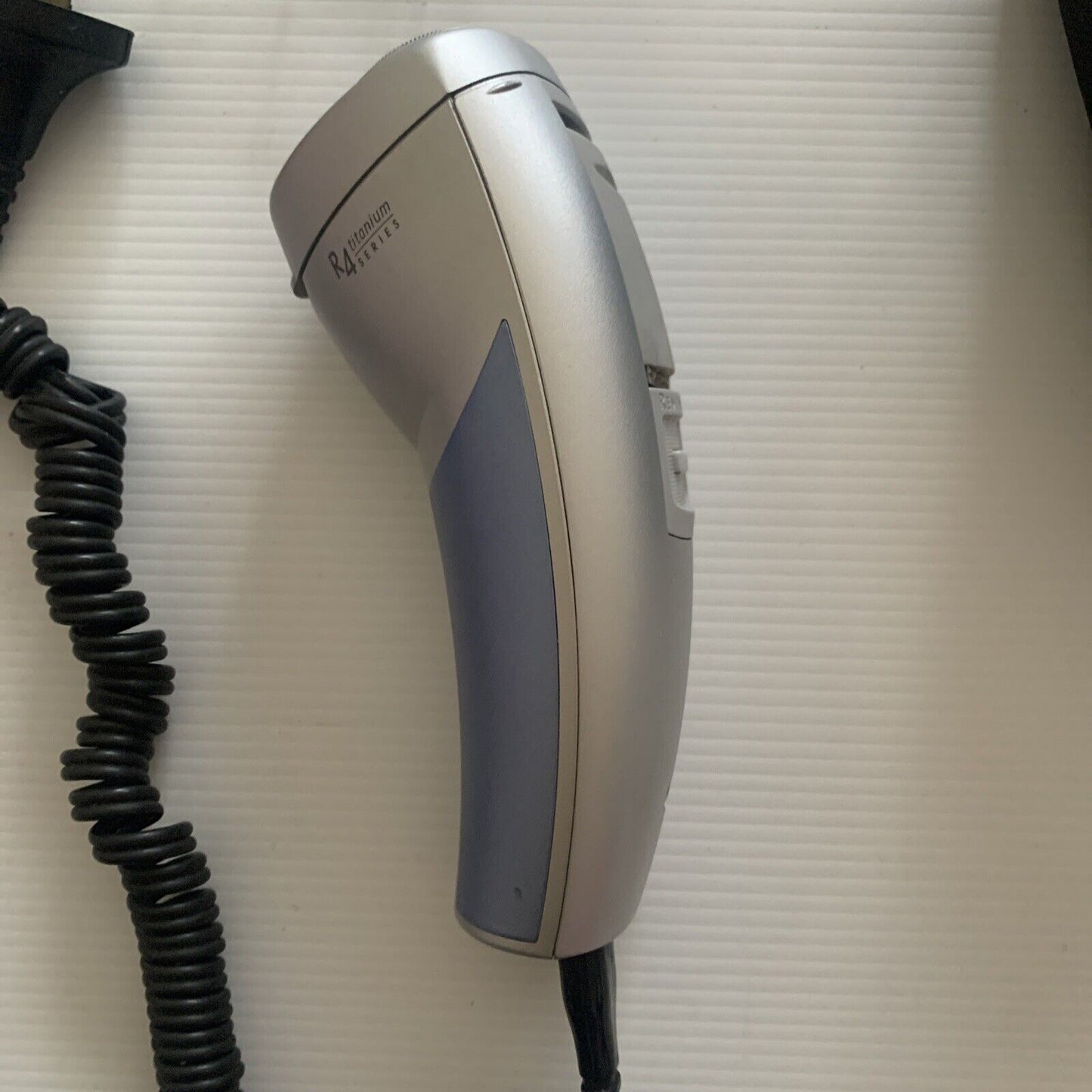 Remington R4 Rotary Shaver shave longer scruff and shorter stubble NEW