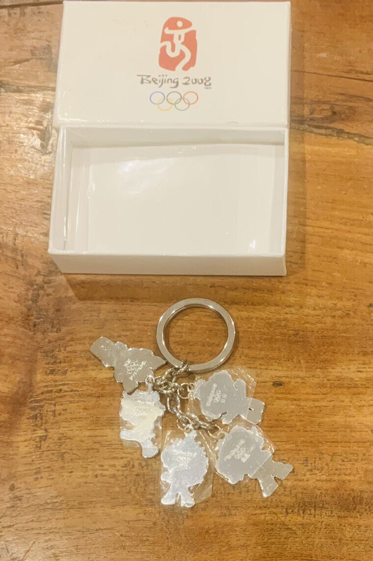 2008 Beijing Olympics Keyring Key Ring Enamel on Metal Original Box Momento NEW