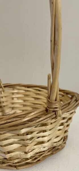 Round Basket 22cm Split Cane Flower Girl Gift Hamper Handle Storage Decor AE351