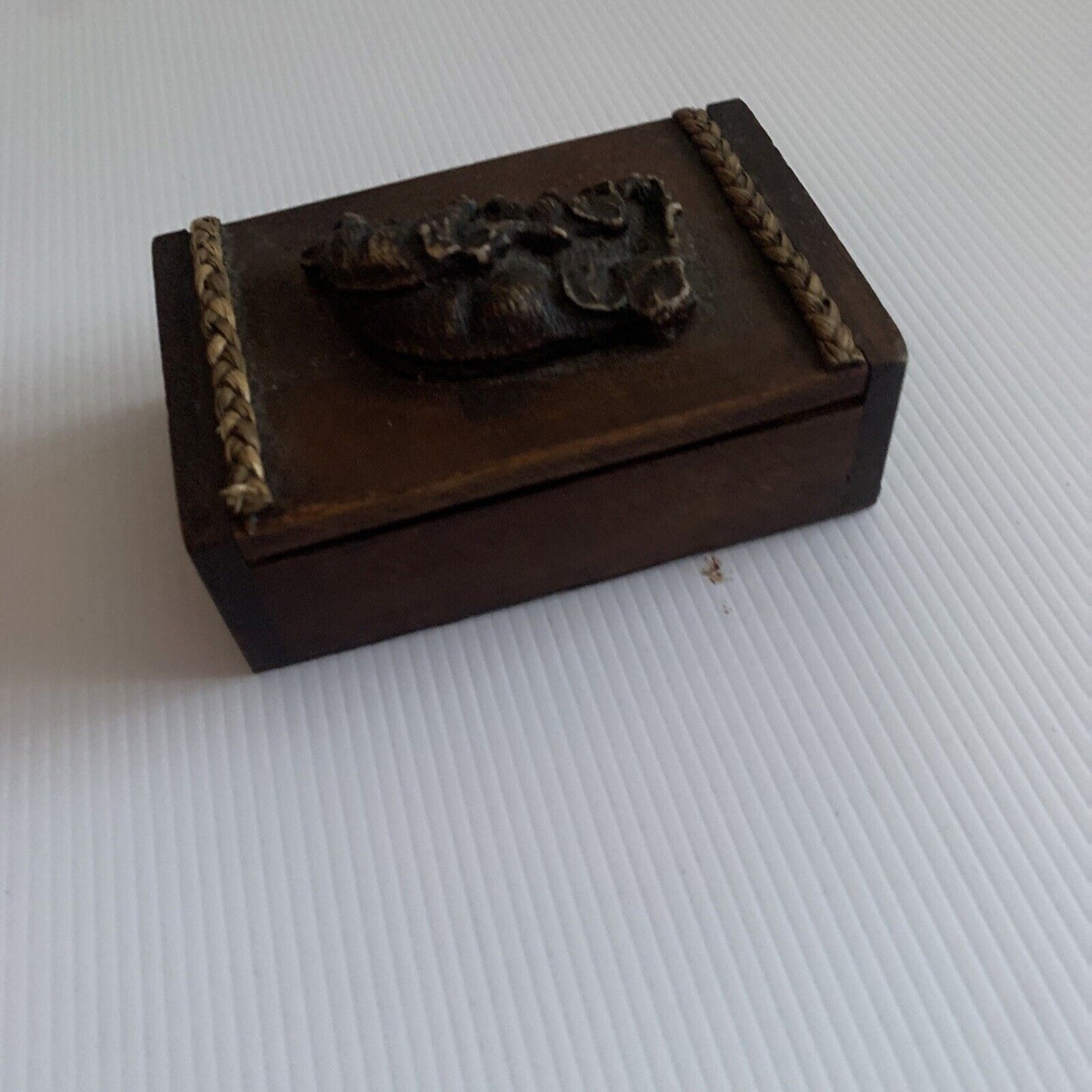 Handcrafted Thai Pothong Restaurant Elephants Trinket Business Card BOX NEW
