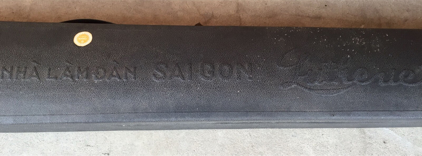 VINTAGE LUTHiERIE INSTRUMENT STORAGE CASE SAIGON NHA LAMDAN Red Lining Strings