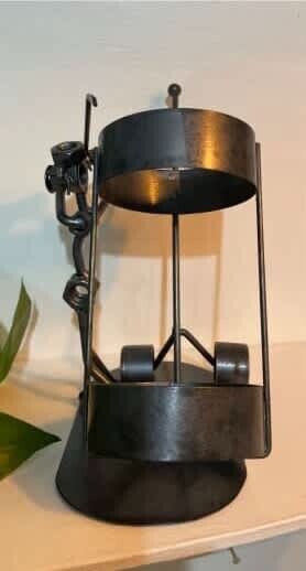 Wine Bottle Holder 20cm Metal Art Man w Golf Club Golfer Decor Fun Gift ManCave