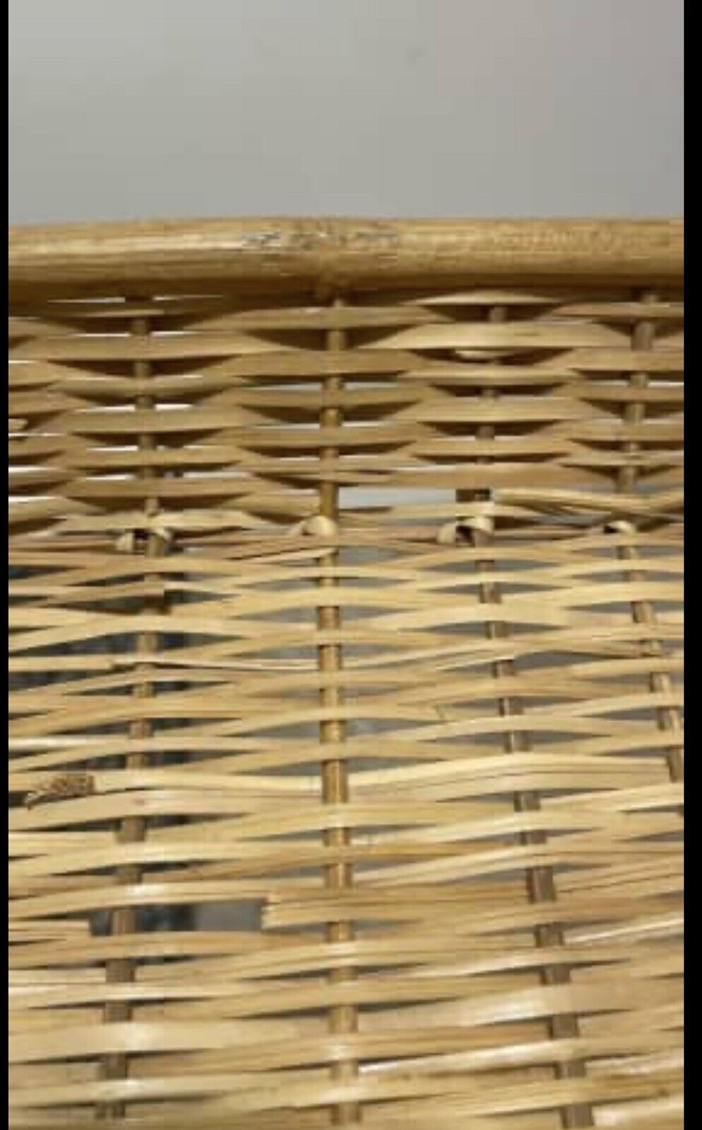 Light 44.5x31.5cm raw split cane Wicker tray rectangular basket  w handles AE192