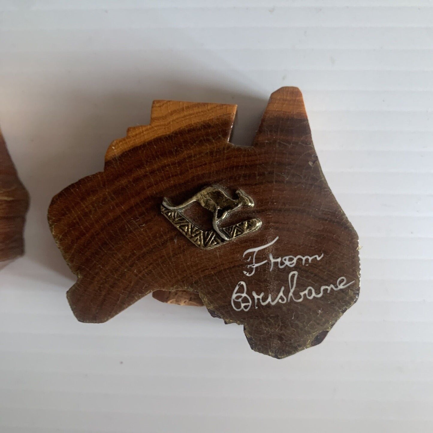 1960’s Australia Shape Wooden Salt Pepper Shaker Set Corks Brisbane Souvenir NEW